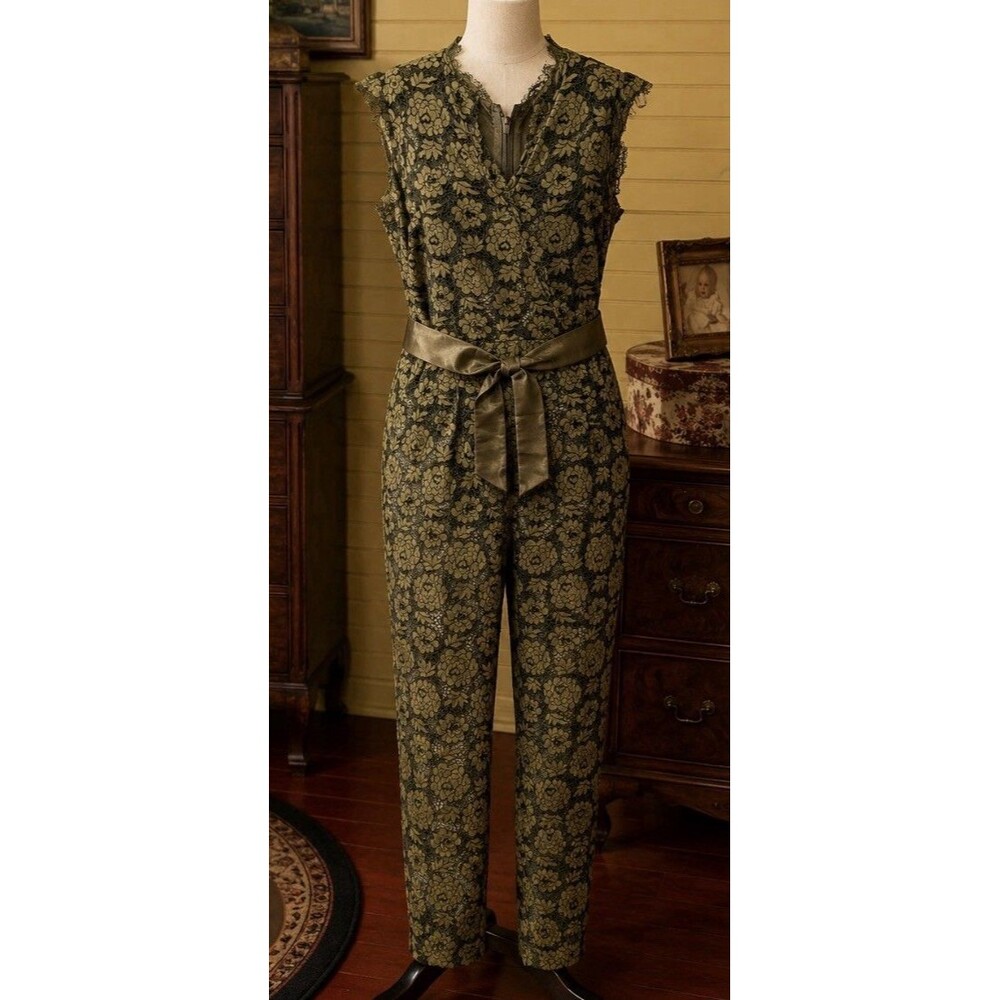 Angus & Michelle Size 8 Women’s Lace Jumpsuit 34” Bust 30” Waist 24” Inseam